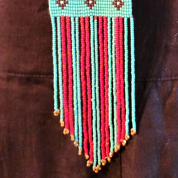 Blue and Red Beaded Tapestry Necklace with Goldtone Chain - Picture 6 of 11